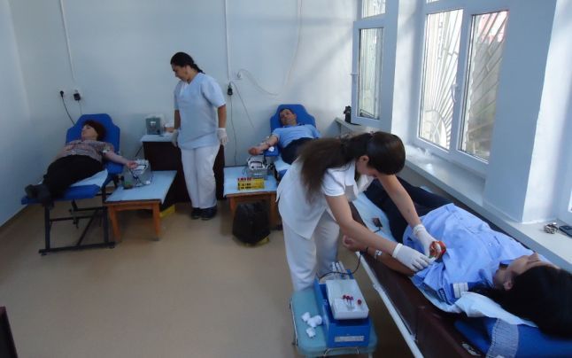 Se caută asistenți medicali, cu sau fără vechime, la Spitalul Județean Argeș