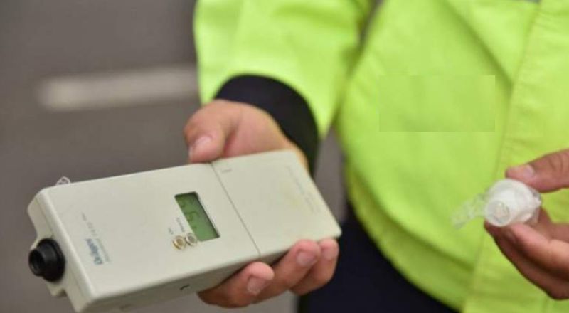 În aceeași  zi, prins de două ori beat la volan și fără permis