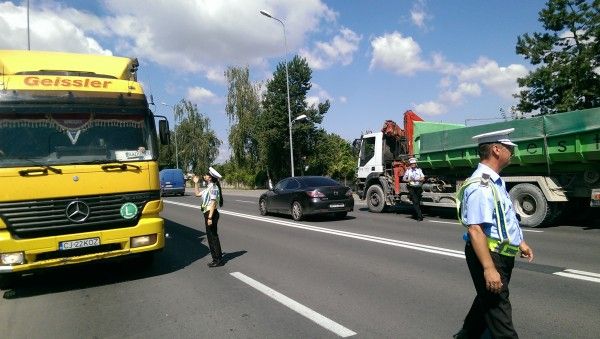 TIR cu marfă confiscat la Pitești, de polițiștii din Giurgiu