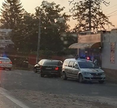 Accident provocat de un șofer de maxi-taxi, la Ștefănești