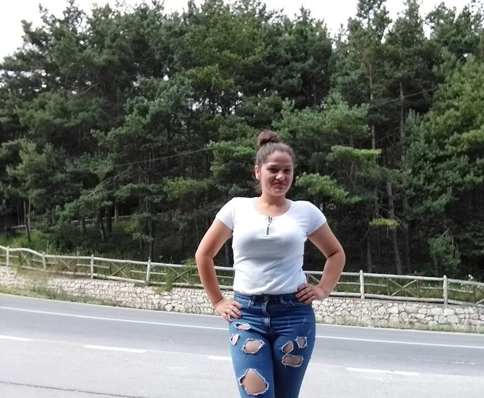 A murit tânăra care a căzut cu mașina de pe pod, pe Transfăgărășan