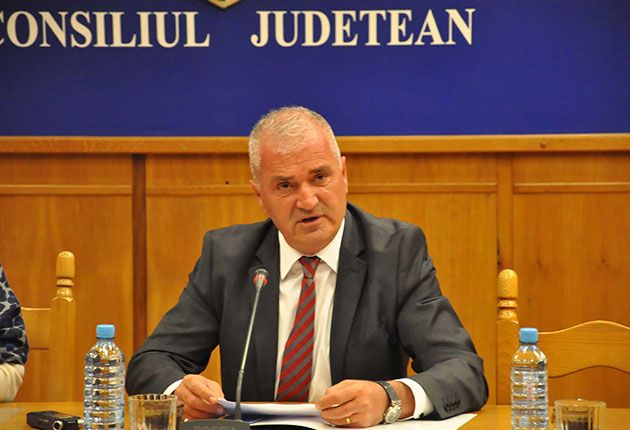 Decizie importantă astăzi în Argeș. Președintele Consiliului Județean ar putea fi demis