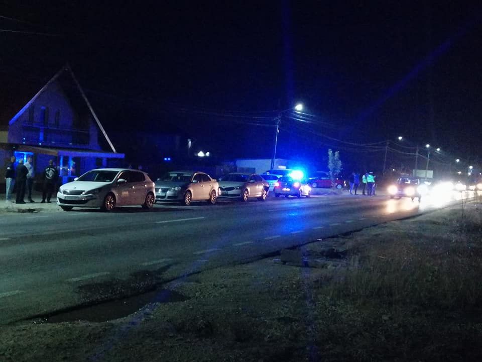 Gravidă și doi copii, răniți în accident la Albota, pe DN 65