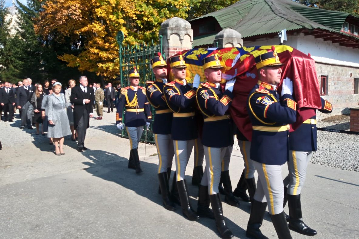 Regina-Mamă, reînhumată în Catedrala Arhiepiscopală și Regală de la Curtea de Argeș