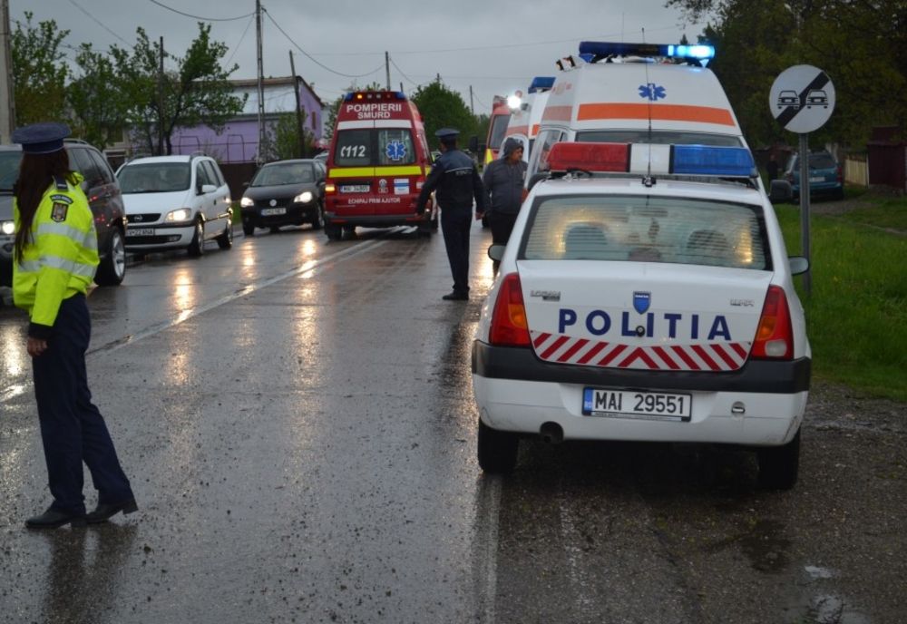 Elevă accidentată în fața Colegiului Odobescu, la Pitești