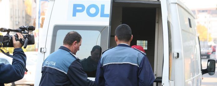 Piteștean reținut sub acuzația de agresiune și proxenetism!