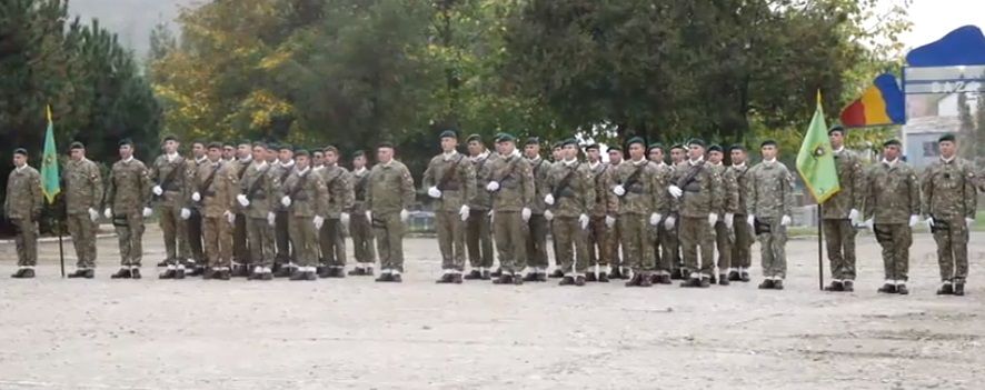 Video! Imnul „Vânătorilor de munte” s-a auzit într-un singur glas la Curtea de Argeș