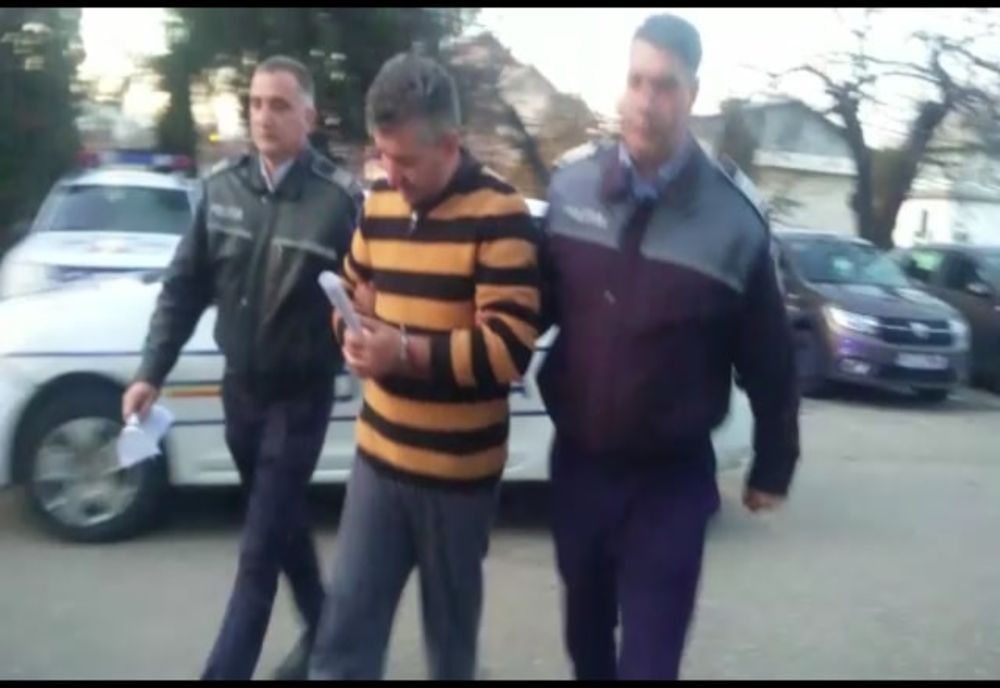 Un șofer beat l-a luat pe polițist târâș cu mașina!