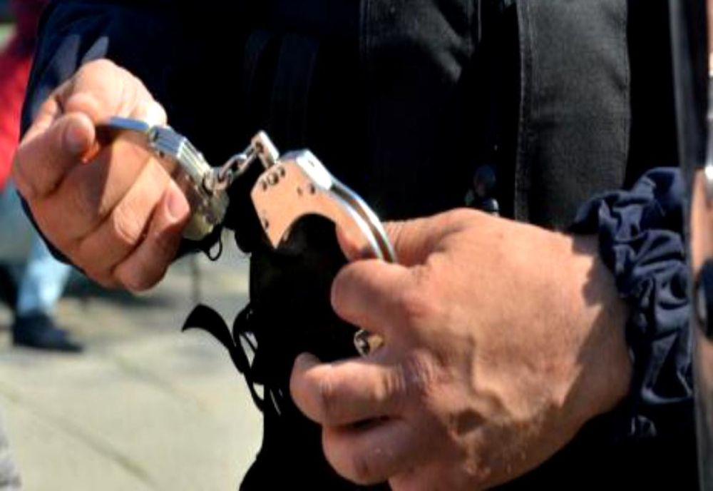 Interlop în arest după ce a refuzat să sufle în etilotest!