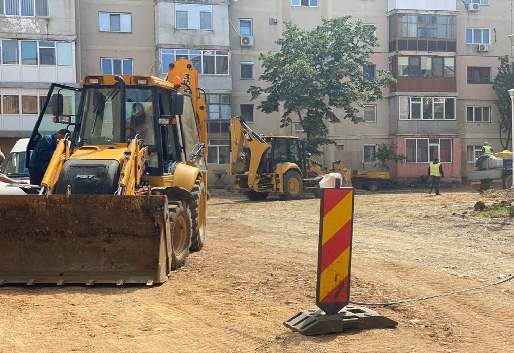 Lucrări, în această noapte, începând cu ora 20:00, pe strada Dumbravei, Pitești