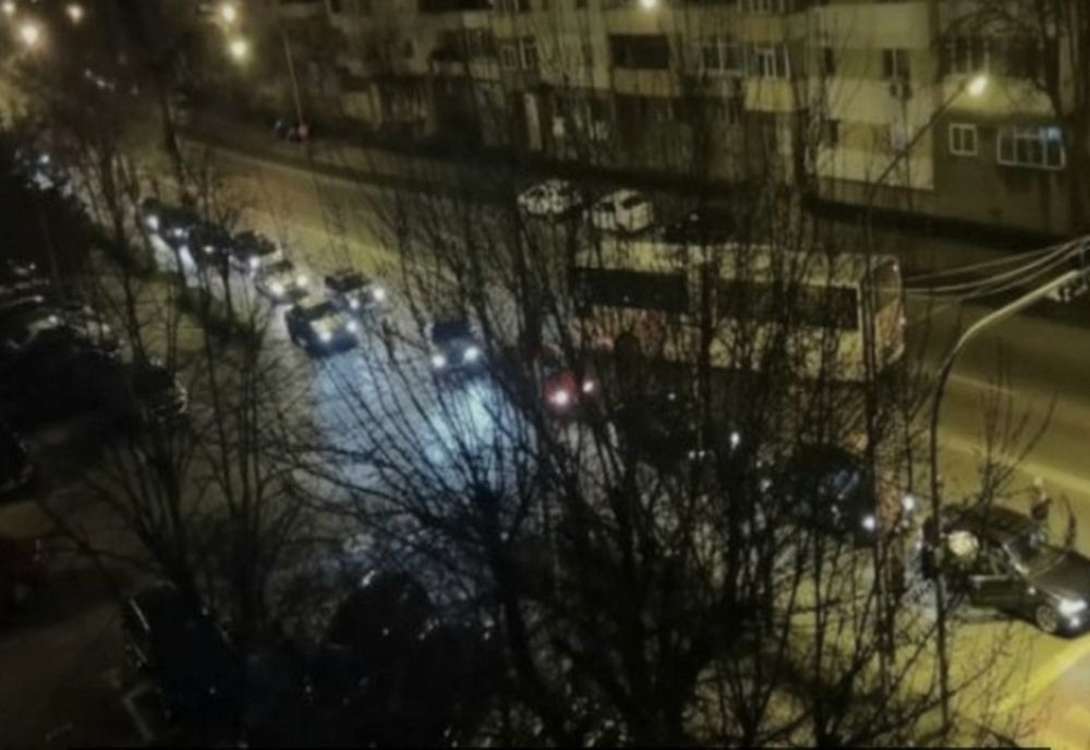 Protest și sancțiuni noaptea trecută în Pitești