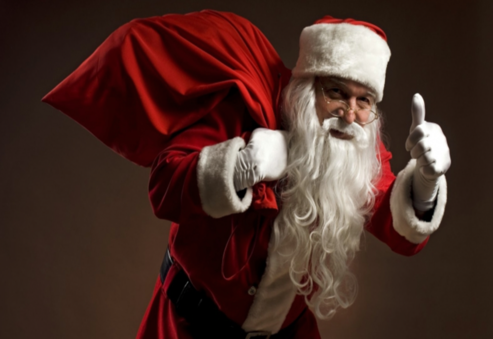 Moș Crăciun le- a dăruit șoferilor cadouri surpriză