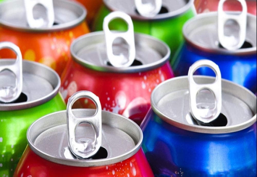 Efectele adverse pe care le pot avea băuturile energizante și ce boli grave pot produce. Avertismentul experților