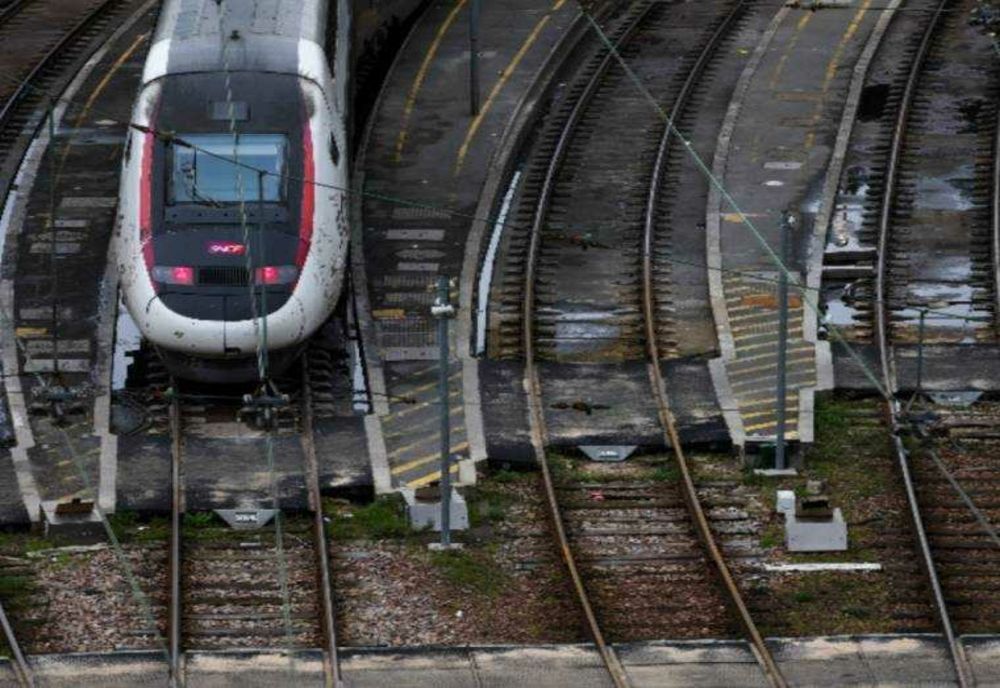 IMPLICAREA STRĂINĂ ÎN SABOTAJELE DIN FRANȚA