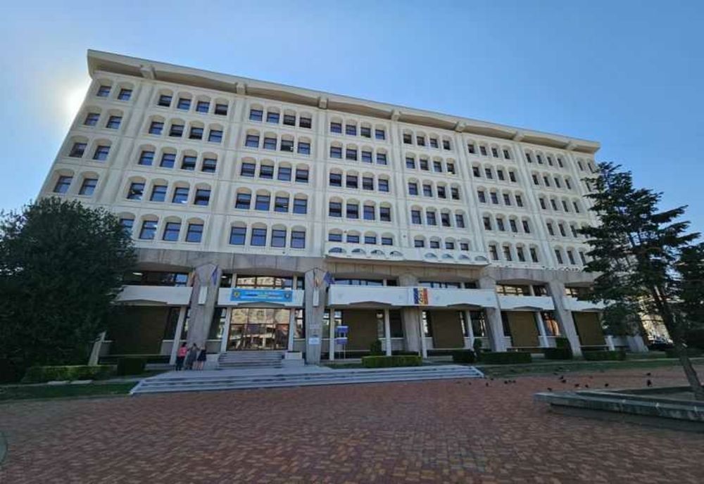 PREFECTUL JUDEŢULUI ARGEŞ, DRAGOŞ PREDESCU, ATACĂ DECIZIA CONSILIULUI JUDEŢEAN ARGEŞ PRIVIND BUGETUL PE 2024