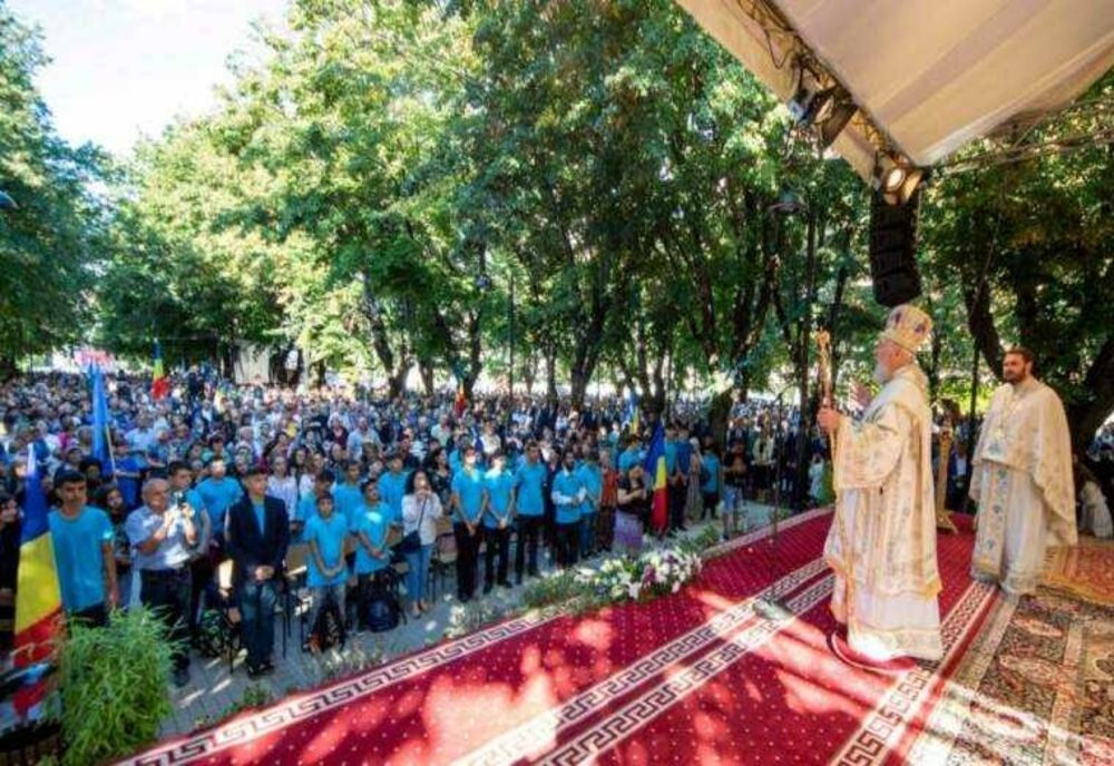 Arhiepiscopia Târgoviștei și Chiriarhul său sărbătoresc Sfântul Ierarh Nifon