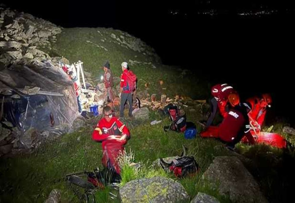 INTERVENȚII DE URGENȚĂ ALE SALVAMONT ÎN PIATRA CRAIULUI ȘI MUNȚII FĂGĂRAȘ