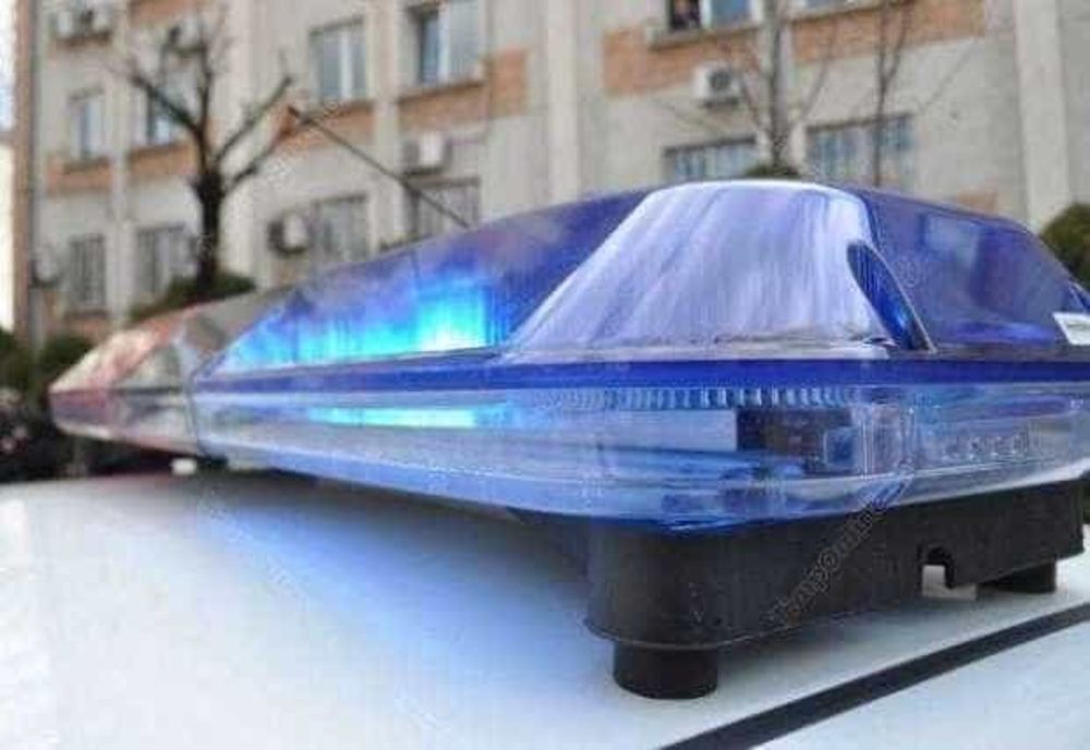 UN COPIL VENIT PE LUME CU AJUTORUL POLIȚIȘTILOR