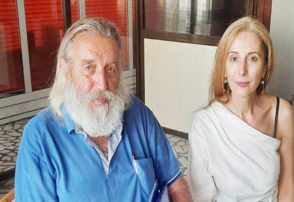 OMAGIU ADUS ZIUA LIMBII ROMÂNE PRIN RECITAL DE MUZICĂ ETNO-ROCK