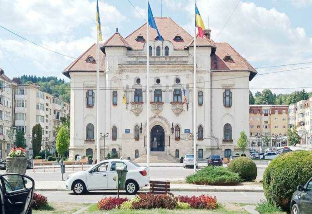 INVESTIȚIILE MARI LA CÂMPULUNG, ÎN PERICOL DIN CAUZA CAUZELOR EXTERNE