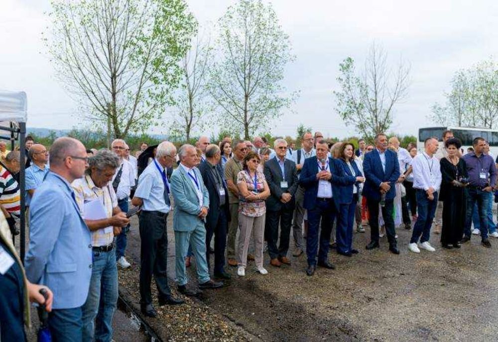 Simpozionul „Gestionarea deșeurilor biodegradabile în contextul bioeconomiei circulare” a reunit experți și oficiali la Mioveni