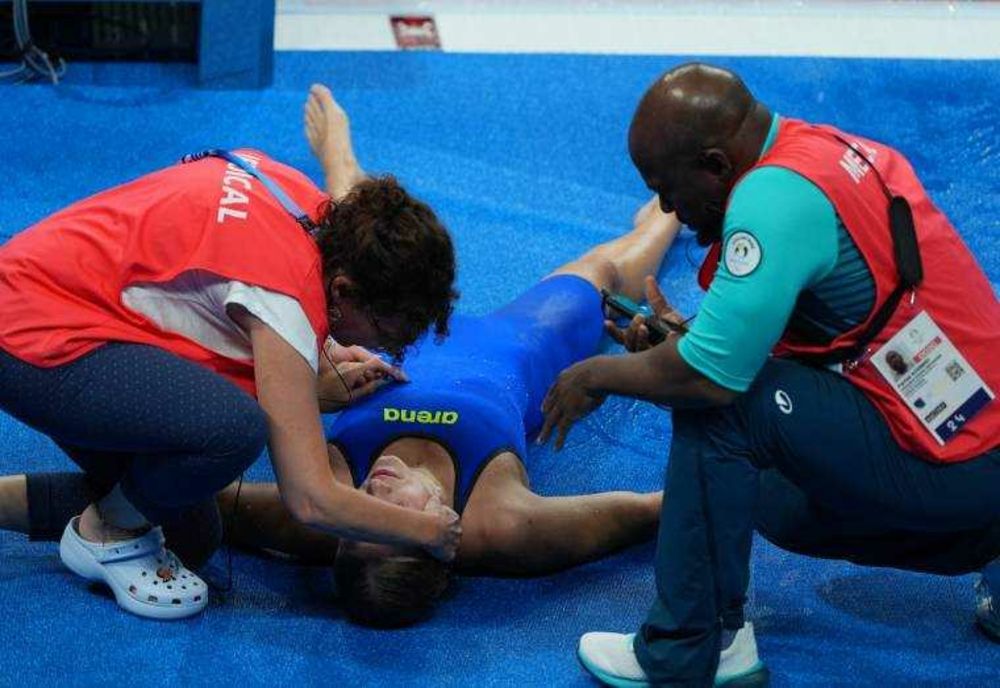 ÎNOTĂTOAREA TAMARA POTOCKA, SCOSĂ DIN BAZINUL OLIMPIC DE LA PARIS