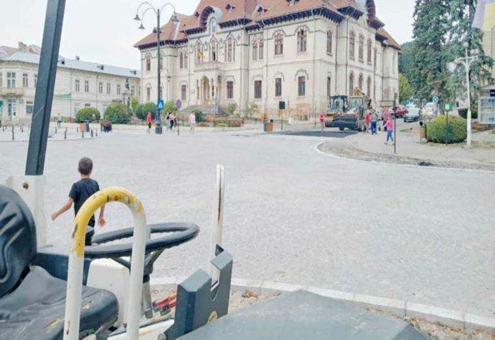 ÎNTÂRZIERE ÎN REABILITAREA BULEVARDULUI "PARDON" DIN CÂMPULUNG