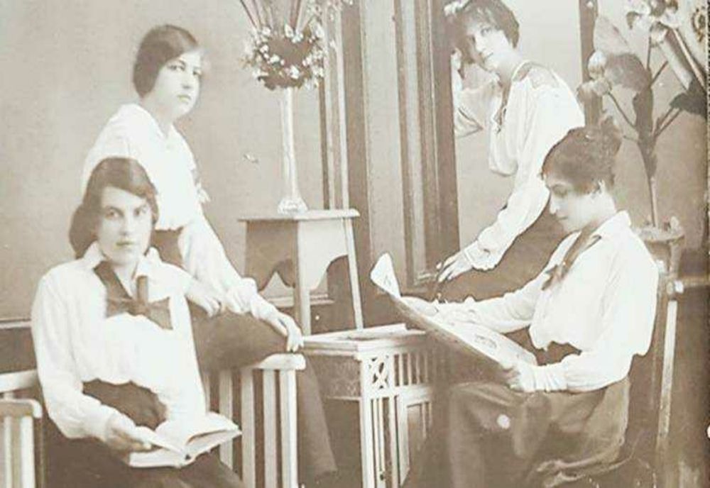 ZIUA LIMBII ROMÂNE: UN DICȚIONAR AL TRECUTULUI LINGVISTIC