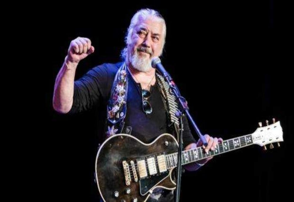 OMAGIU LUI NICU COVACI: ÎNMORMÂNTARE LA CIMIȚIRUL EROILOR DIN TIMIȘOARA