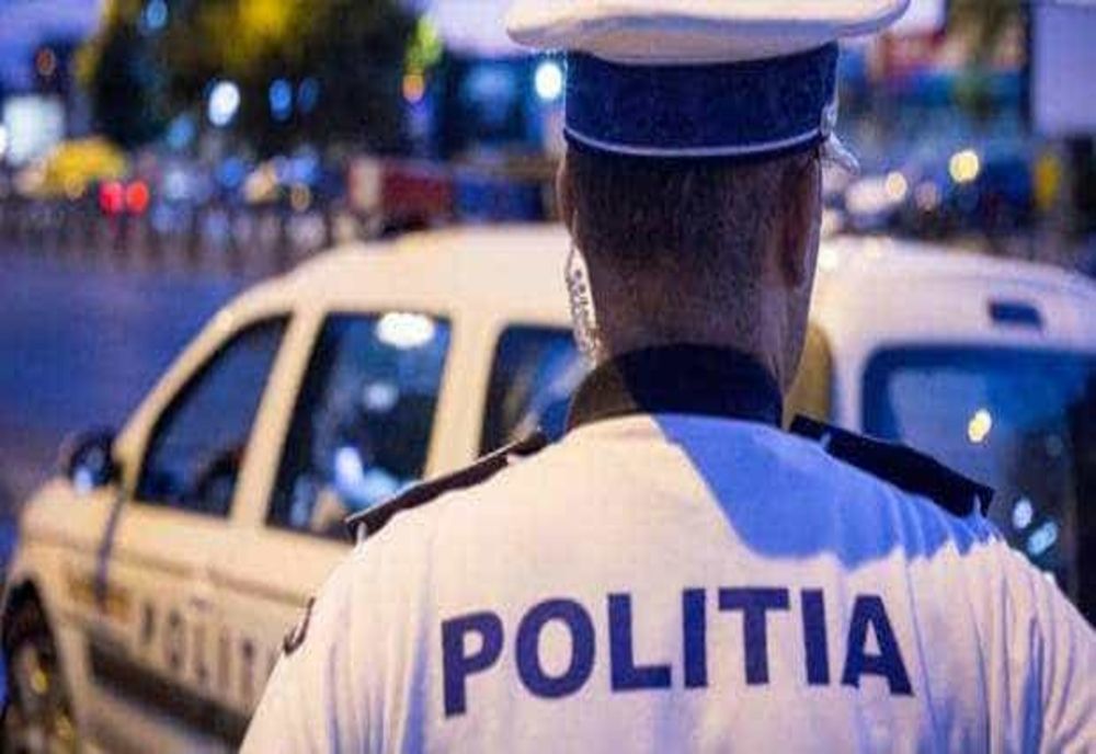 PITEȘTEAN REȚINUT PENTRU FURT DINTR-UN AUTOTURISM