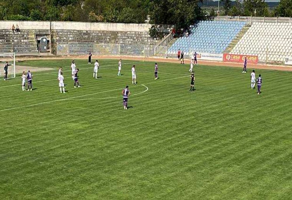 FC ARGEȘ A REMIZAT CU UNIVERSITATEA CRAIOVA ÎNTR-UN MECI DE ANTRENAMENT