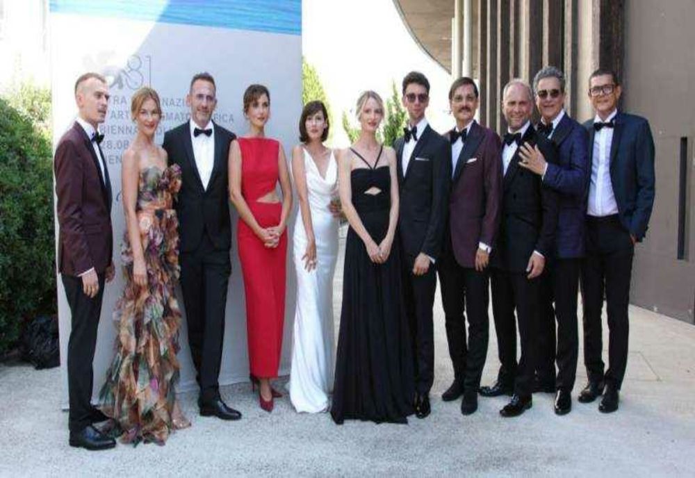 FILMUL ROMÂNESC „ANUL NOU CARE N-A FOST”, DOUĂ PREMII LA FESTIVALUL DE LA VENEȚIA