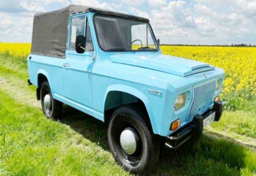 MAȘINI DE COLECȚIE DE LA UZINA ARO DIN CÂMPULUNG