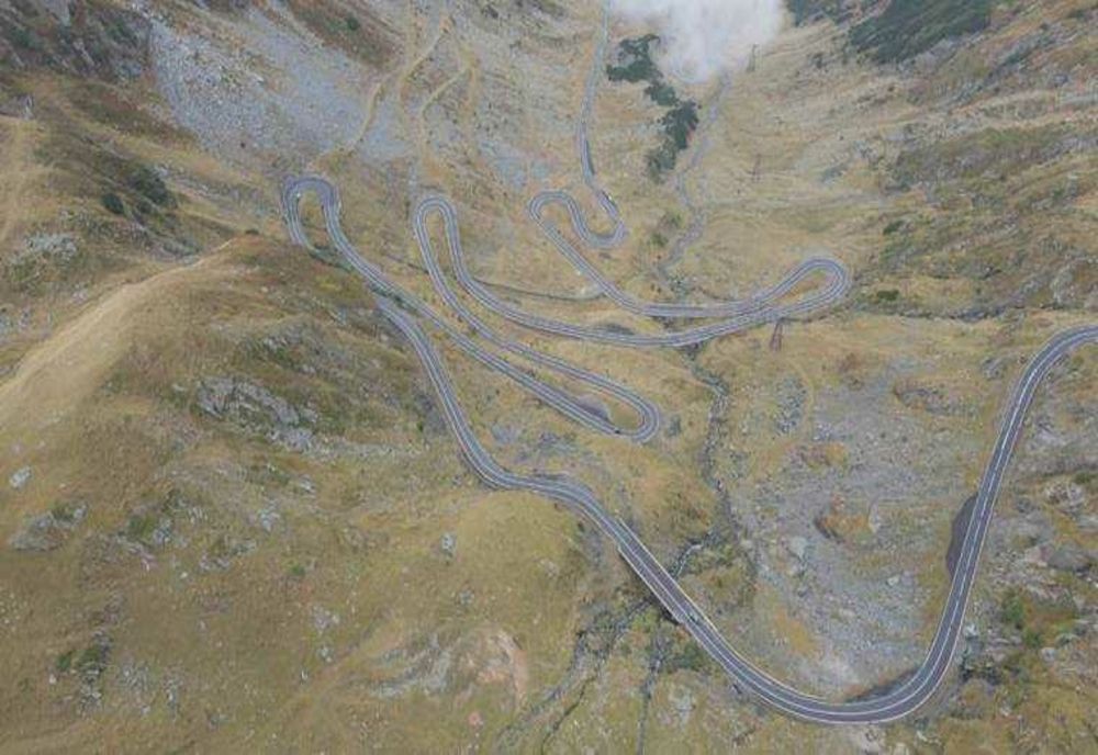 50 DE ANI DEPUISCHIMBAREA TRANSFĂGĂRĂȘANULUI