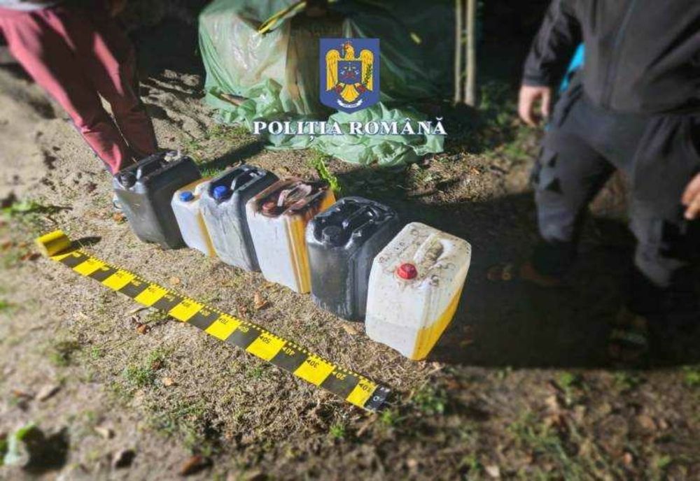 TRIOUL DE HOȚI DE COMBUSTIBIL, PRINS ÎN FLAGRANT ÎN CURTEA DE ARGEȘ