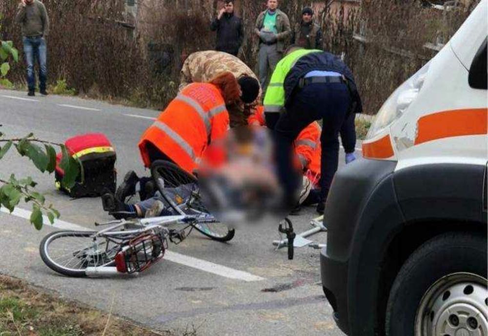 ACCIDENT RUTIER TRAGIC ÎN COMUNA CĂLDĂRARU: BICICLIST DECEDAT DUPĂ COLIZIUNE CU AUTOUTILITARĂ
