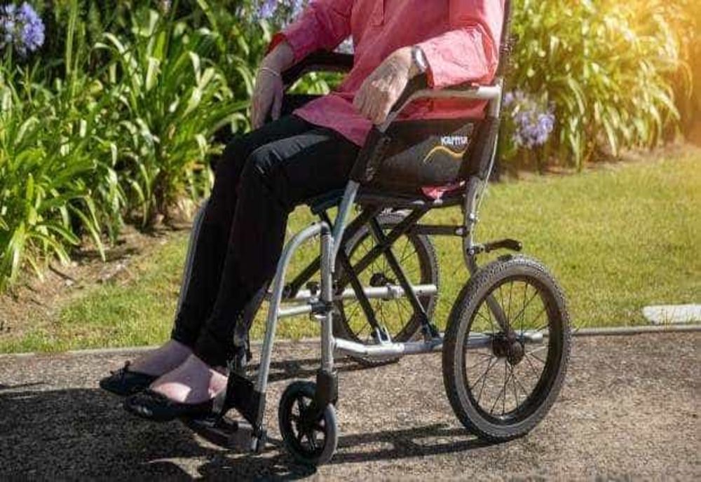 MINISTERUL MUNCII VIREAZĂ ÎN AVANS INDEMNIZAȚIILE PENTRU COPIII CU DIZABILITĂȚI