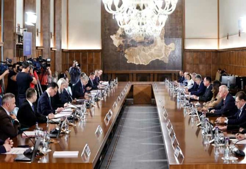 COMPANII CARE DESFĂȘOARĂ CERCETARE-DEZVOLTARE, STIMULATE FISCAL