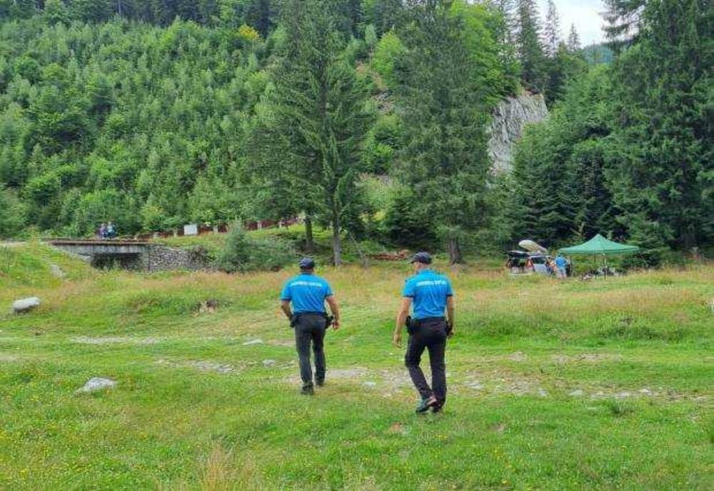 Jandarmeria Argeș se implică în Ziua de Curățenie Națională