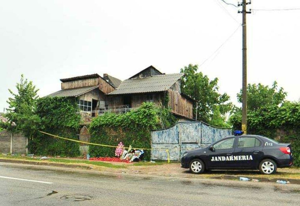 O TÂNĂRĂ CARE A LOCUIT ÎN CASA „MONSTRULUI DIN CARACAL” FACE DEZVĂLUIRI ÎNFIORĂTOARE PE TIKTOK