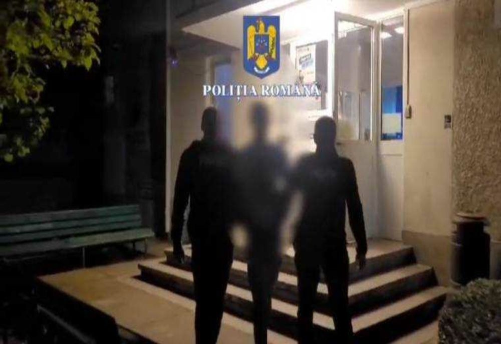 INCIDENT ȘOCANT LA CURTEA DE ARGEȘ: BĂRBATUL CARE A TULBURAT LINIȘTEA PUBLICĂ, REȚINUT PENTRU 24 DE ORE