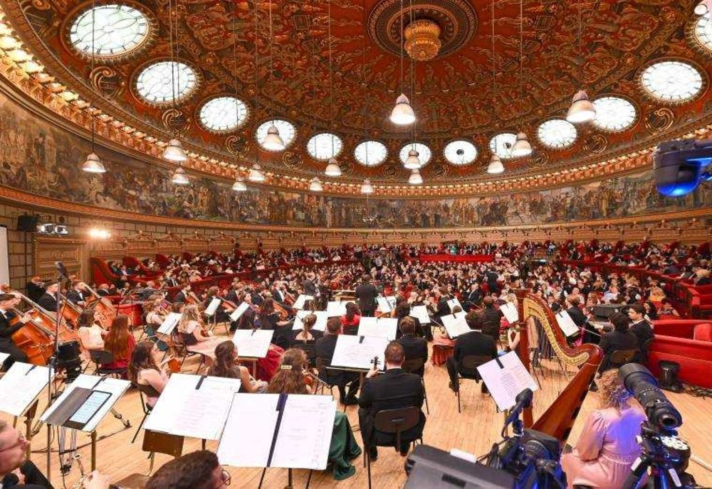 CONCERTUL REGAL CARITABIL: O SEARĂ DE EMOȚIE ȘI EXCELENȚĂ MUZICALĂ