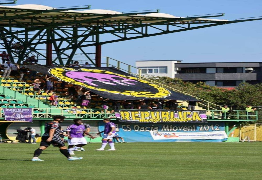 FC ARGEȘ ÎNVINSĂ DE CORVINUL HUNEDOARA