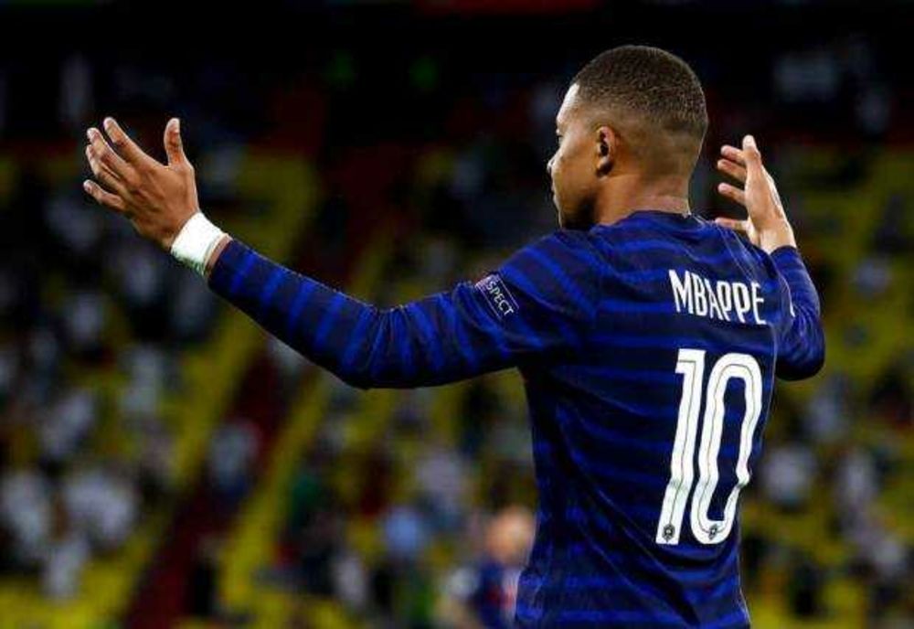 Mbappe a revenit la antrenamente