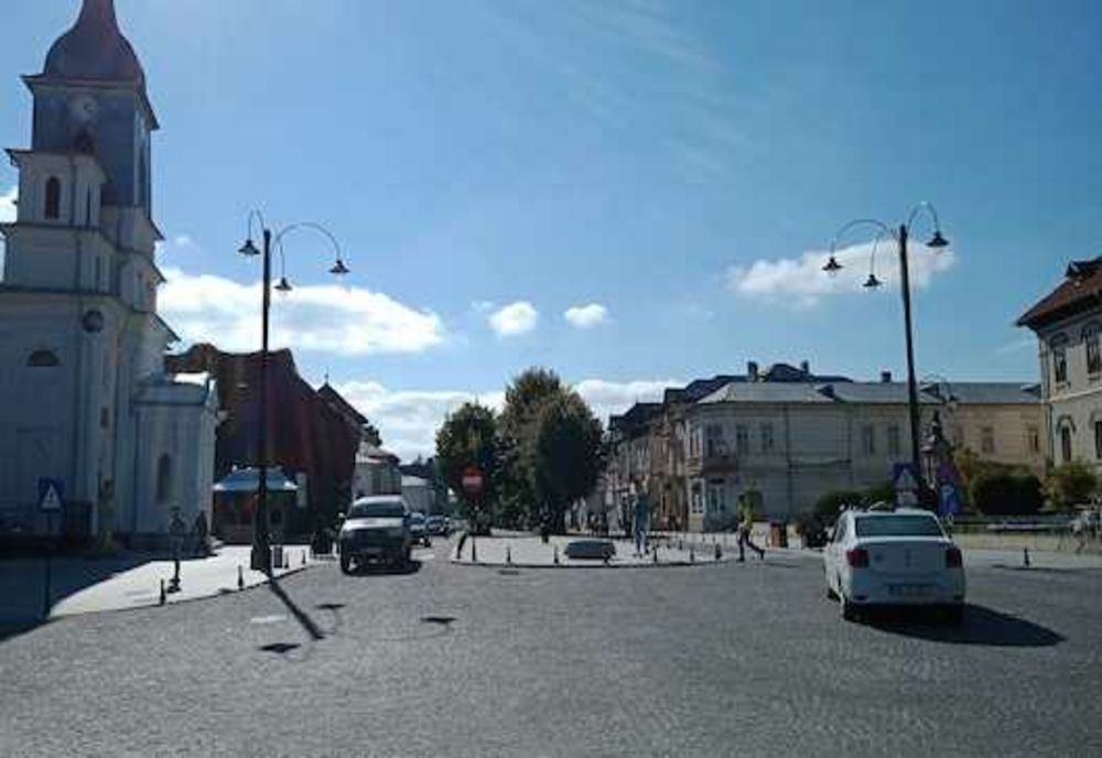 REDESCHIDEREA BULEVARDULUI "PARDON" DIN CÂMPULUNG