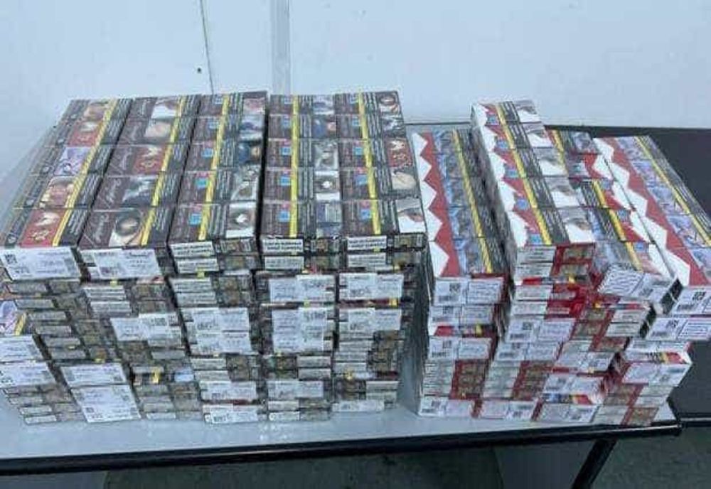 Peste 6000 de Țigări Netimbrate Găsite în Portbagajul unui Câmpulungean