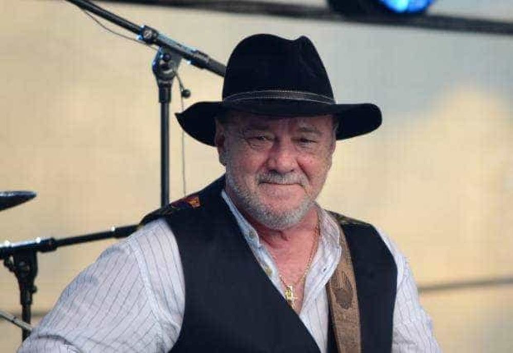 O NOUĂ DECORARE REGALĂ PENTRU NICU ALIFANTIS