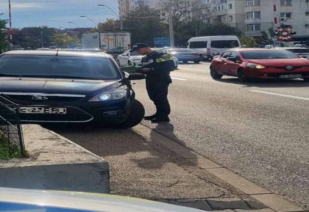 ACȚIUNE A POLIȚIȘTILOR DIN ARGEȘ PENTRU SIGURANȚA LA TRECERILE CU CALEA FERATĂ
