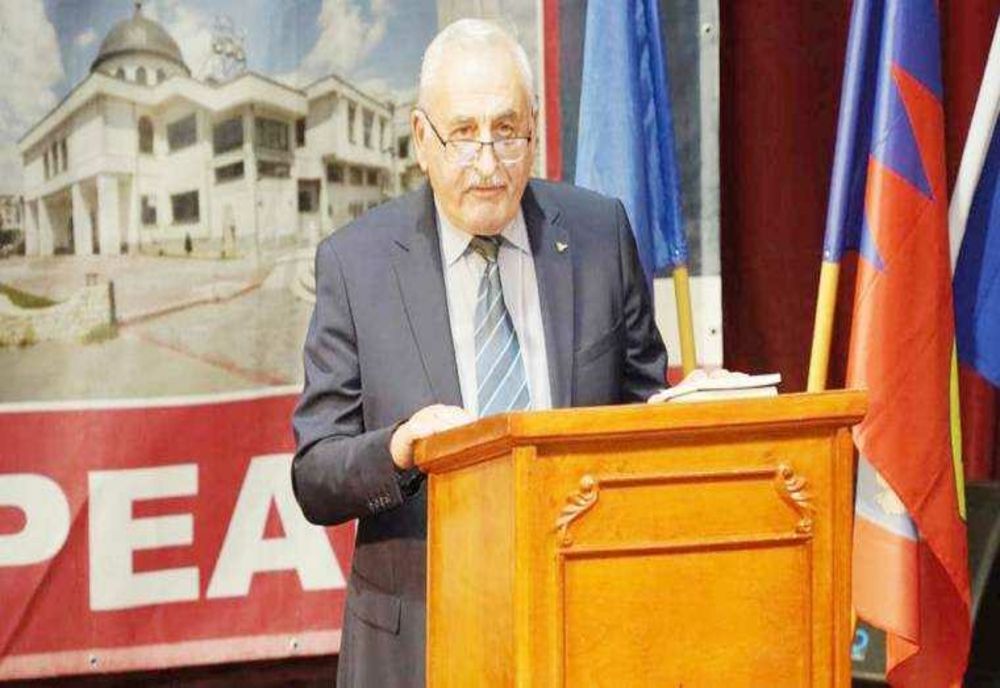 PRIMARUL GHEORGHIOȚĂ BOȚÂRCĂ DEPUNE JURĂMÂNTUL ÎN CALITATE DE PRIMAR AL ORAȘULUI TOPOLOVENI