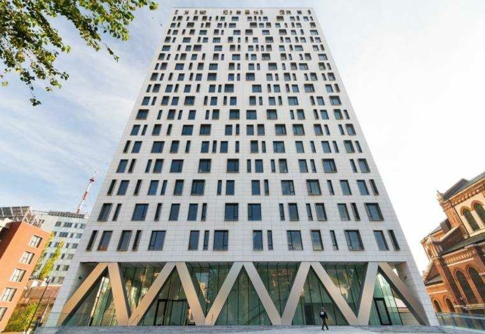 DEMOLAREA CLĂDIRII CATEDRALA PLAZA, DECIZIE DEFINITIVĂ: 19 ETAJE DEMOLATE ÎN CENTRUL BUCUREȘTIULUI